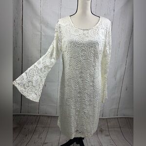 Robbie Bee Cream Floral Lace Bell Flared Sleeve Dress